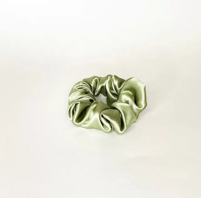 100% Mulberry Silk Scrunchie